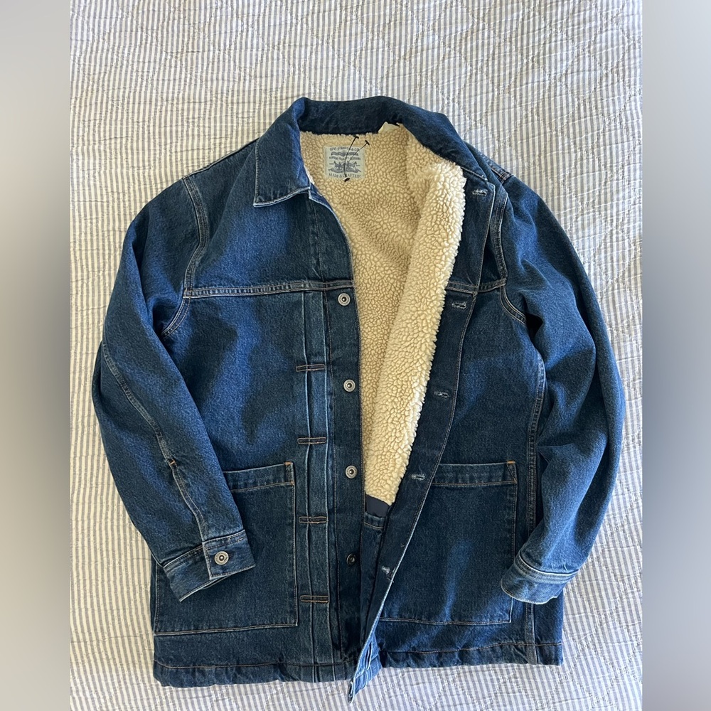 Vintage LEVI STRAUSS Organic Cotton Denim Sherpa-Lined Jacket